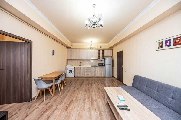 2 chambres, rideaux d’obscurcissement, fer et planche à repasser