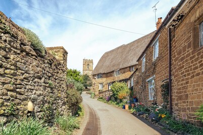 Sweetheart Cottage-Cosy 2BD in Cotswolds