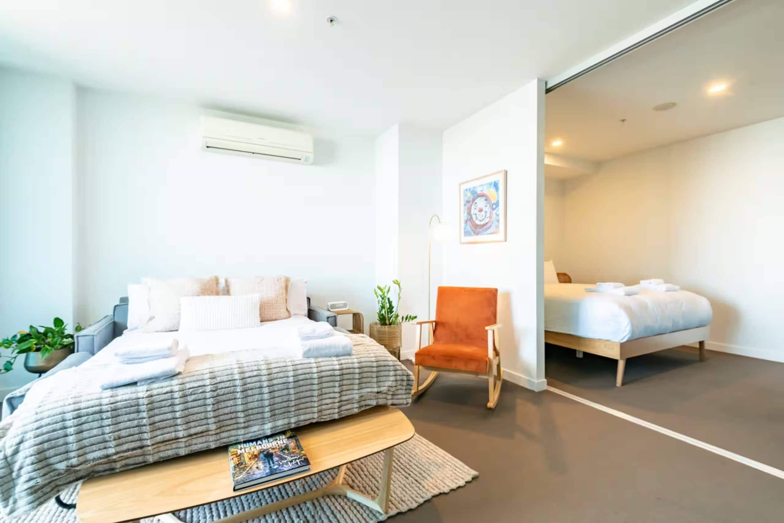 2 bedrooms, iron/ironing board, Internet, bed sheets