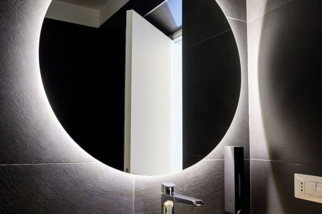 Dusche, Haartrockner, Bidet, Handtücher