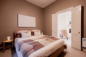 3 Schlafzimmer, Bügeleisen/Bügelbrett, WLAN, Bettwäsche