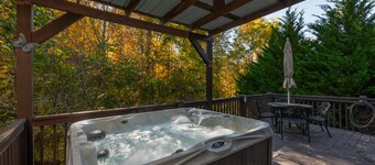 Foxwood Retreat, just minutes from Harrah's Casino in downtown Cherokee