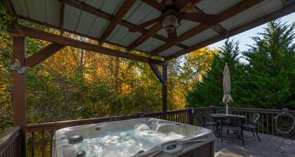 Foxwood Retreat, just minutes from Harrah's Casino in downtown Cherokee