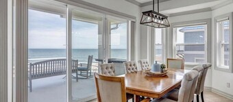 Sea Haven - Oceanfront home w/beach access & deck