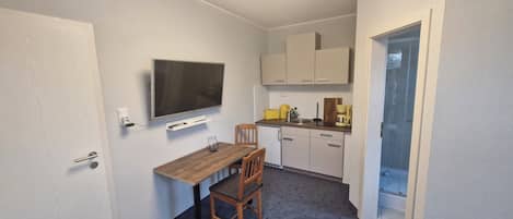 Fridge, coffee/tea maker, electric kettle, toaster