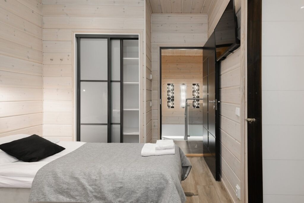 4 makuuhuonetta, ilmainen Wi-Fi