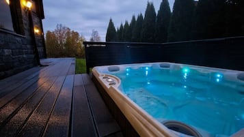 Outdoor spabad
