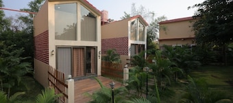 The Nature Nest Hotel And Resort