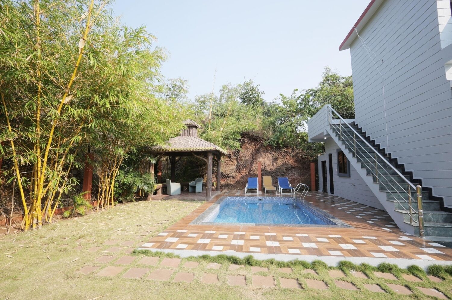 Luksus-villa - udsigt til pool | Privat pool