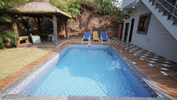 Vila superluxo, vista para a piscina | Piscina particular