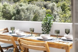 Apartment | Balcony - Family-friendly Apartment in Carvoeiro (Lagoa)