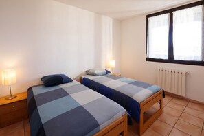 1 quarto, ferros/tábuas de passar roupa, Wi-Fi de cortesia