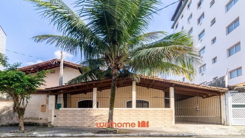 Casa em Praia Grande bem localizada a 300m do mar