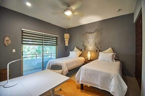 2 bedrooms, desk, iron/ironing board, WiFi