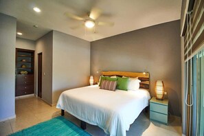 2 bedrooms, desk, iron/ironing board, WiFi