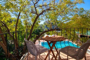 Comfort Triple Room, Balcony, Pool View | Free WiFi - NO 14 HOTEL & BISTRO GOCEK (Fethiye)