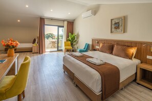 Junior Triple Room, Mountain View | Free WiFi - NO 14 HOTEL & BISTRO GOCEK (Fethiye)