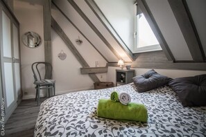 3 quartos, escrivaninha, berço de viagem, Wi-Fi de cortesia