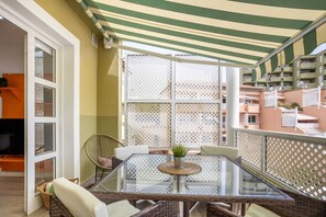 Outdoor dining - Green Oasis Apartment- Orlandito (Costa Adeje)