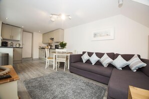 Cottage | Living area | TV - 2 Bed Cottage - Sleeps 4 - Pets - Patio - Parking (Padstow)
