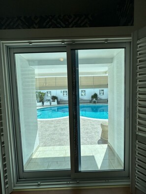 Piscine extérieure