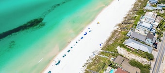 Your Coastal Bungalow Escape on 30A