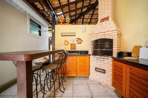 Hus – deluxe, 4 soverom, aircondition | Spiseområde