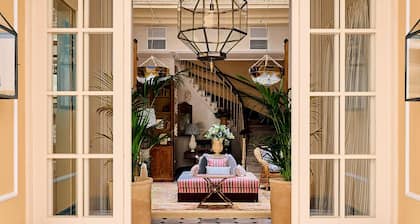 Cristine Bedfor Malaga Boutique Hotel