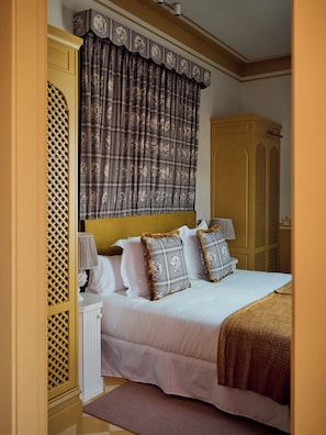 1 bedroom, premium bedding, pillow-top beds, minibar
