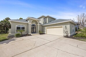 Exterior - Miramar Beach Home | Walk to Private Beach (Miramar Beach)