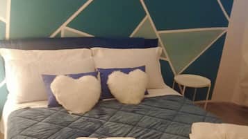 3 bedrooms, iron/ironing board, travel cot, free WiFi