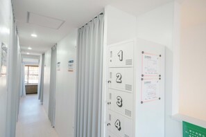 Unclassified image, 4 of 22, button - TRANSIT HOSTEL (Izumisano)