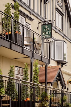 The Ship Hotel
