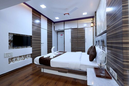 Entire Villa 3 BHK With Chef