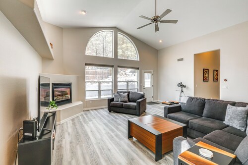 Near Hiking & Golf: Peaceful Home in Flagstaff!