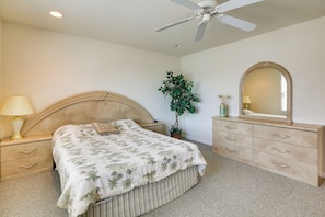 Apartment (4 Bedrooms) | Interior - Walk to Beach: Wildwood Apt w/ Balcony! (Wildwood)