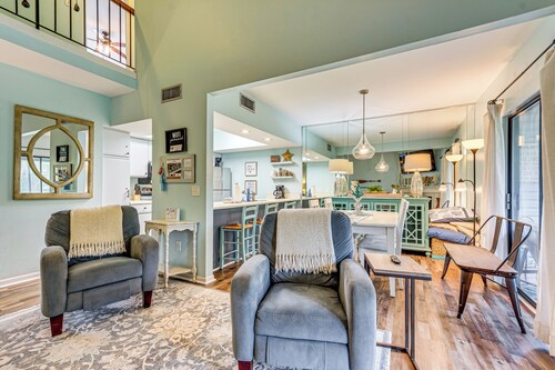 7 Mi to The Wharf: Gem w/ Beach Access