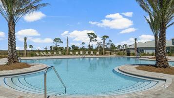 House (4 Bedrooms) | Front of property