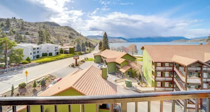 Walk to Lake Chelan: Top-level Waterfront Condo