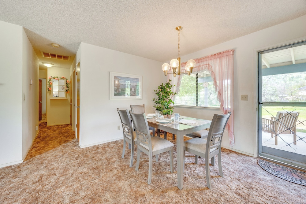 Boat, Fish & Golf: Coarsegold Retreat W/ Hot Tub - California