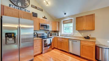 Rumah (3 Bedrooms) | Interior