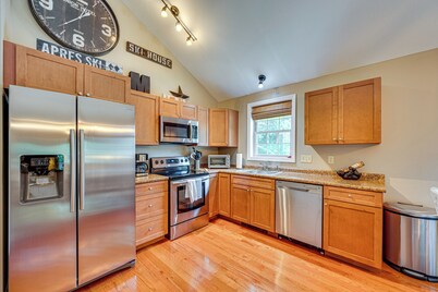 Private Community Beach: Family Conway Retreat!