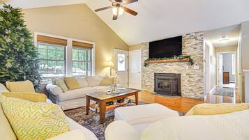 House (3 Bedrooms) | Front of property