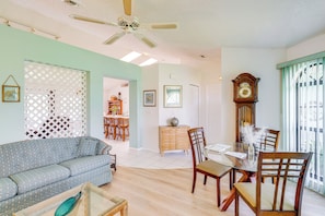 Interior - 2 Mi to Water: Sebastian Home w/ Pool! (Sebastian)