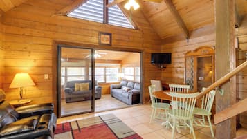 House (1 Bedroom) | Interior