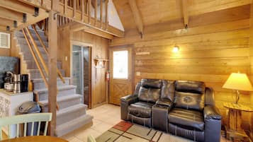 House (1 Bedroom) | Interior