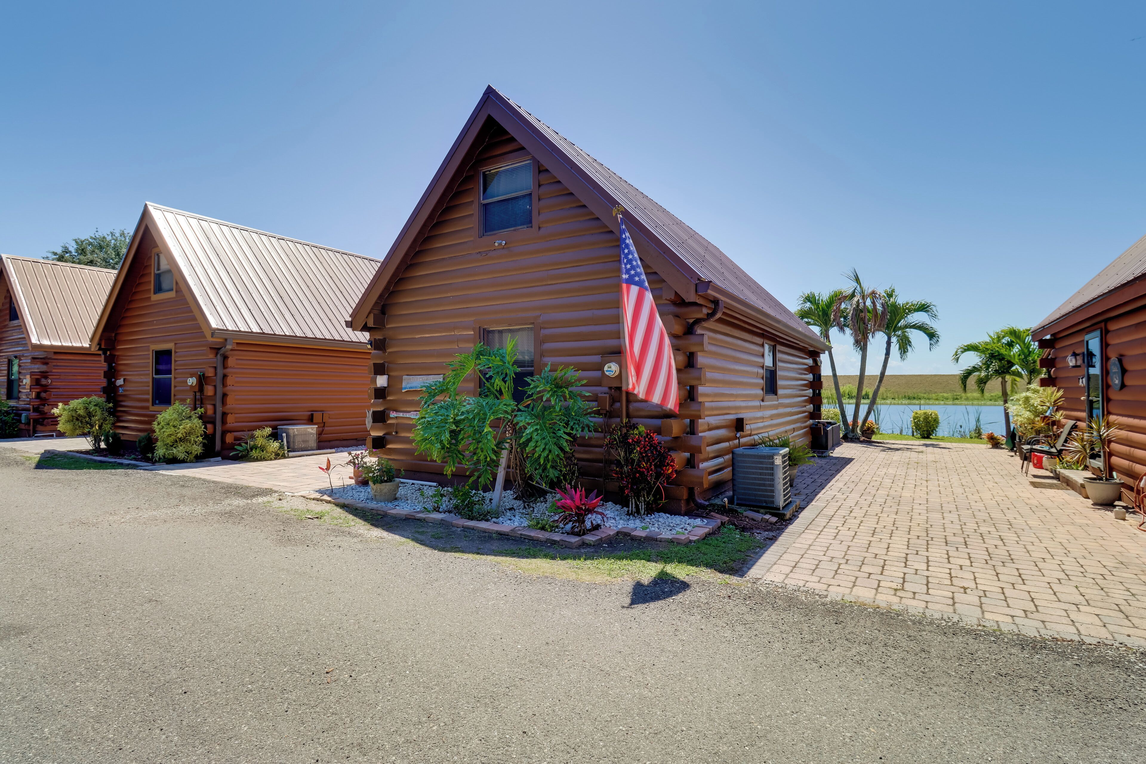 Rumah (1 Bedroom) | Interior