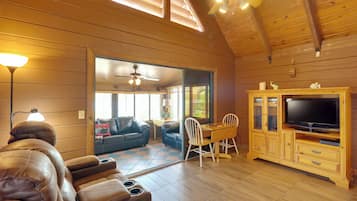 House (1 Bedroom) | Interior