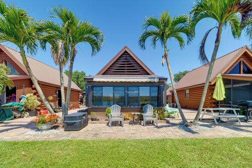Lake Okeechobee Cabin w/ Boat Launch & Patio