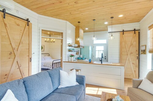 4-acre Plot: Farmhouse-chic Retreat in Forest!